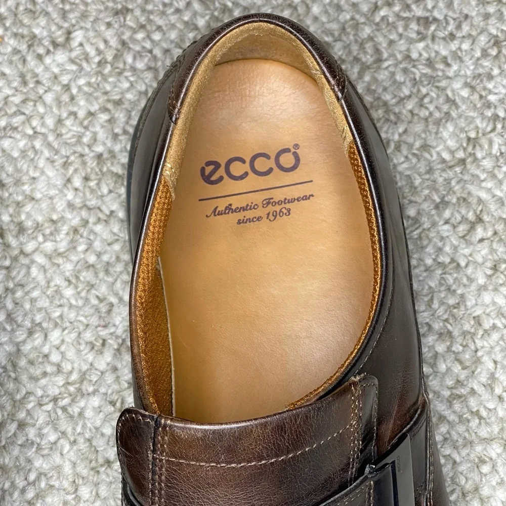 Ecco leather slip on loafers